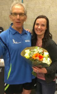 Bloemen voor hapjesverzorgster Lisa